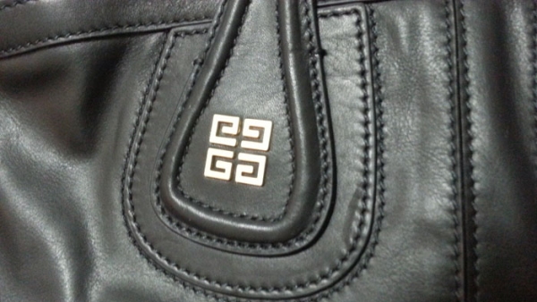 3532790976_ze1n0CoY_8.jpg
