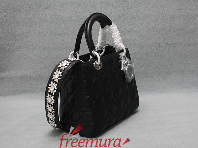 60438fc544d5e19d5587de8274e1d0d1_1517984471_7587.jpg 60438fc544d5e19d5587de8274e1d0d1_1517984471_7587.jpg