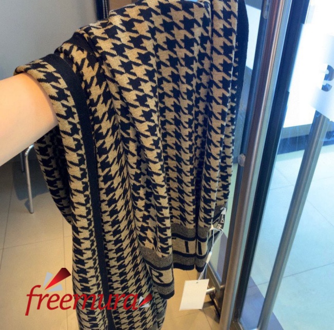 batch_76701678178349_.pic.jpg