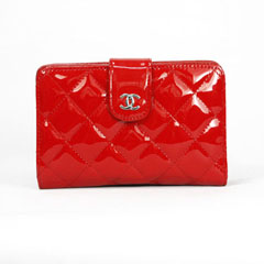 샤넬 중지갑 페이던트 레드