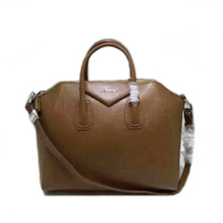 지방시 15년  안티고나백 브라운