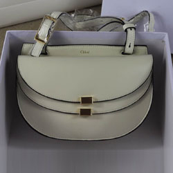 끌로에 조지아 숄더백