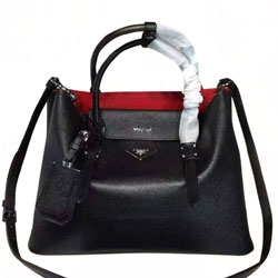 프라다 두블레퀴르 BN2775