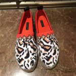 루이비통 슬립온 호피문의 오렌지