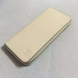 루이비통 타이가 가죽 지피 월릿 남자 지갑 신상 M32601