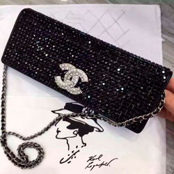 샤넬 클러치 블랙 큐빅