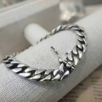  입생로랑  팔찌