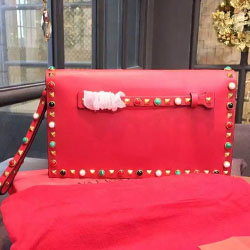 발렌티노 락스터드 클러치 가방