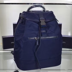 프라다 신상 백팩 네이비