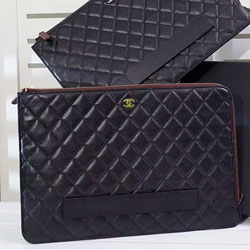 샤넬  클래식 핸들 클러치백