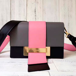 프라다 신상 가방  1BD068