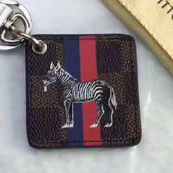 루이비통 가방고리