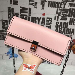 발렌티노 락스터드 클러치 가방