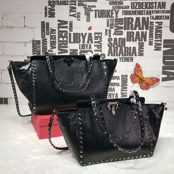  발렌티노 락스터드 백