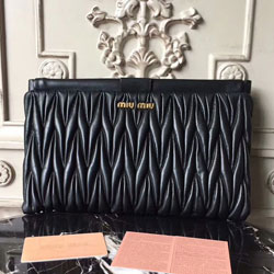 미우미우 가방 RP0390