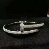 까르띠에 CA-28