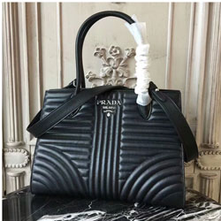 프라다 다이어그램 가죽 핸드백 1BA165