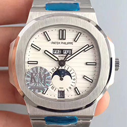 파텍 필립  Nautilus 5726/1A-010 KM