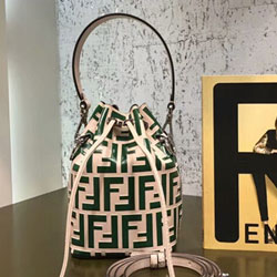 펜디 컬러의 가죽 미니백 8BS023