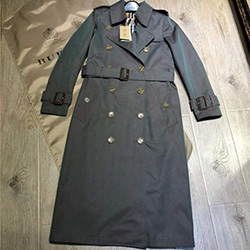 버버리 트렌치코트  B-56565