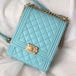 샤넬 보이  플랩 백  AS0132