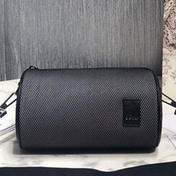 크리스찬디올  “롤러” 클러치 백 190604