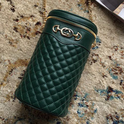 구찌 퀼트 가죽 벨트 백  572298