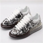 알렉산더 맥퀸 오버솔 스니커즈 남여공용 A-8554785