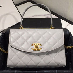 샤넬 핸들 장식의 플랩 백  AS1175