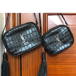 입생로랑 모노그램 블로거백 19FW Y-425317