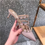 발렌티노 V-657466574