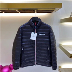 몽클레어  M-7587