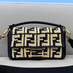 펜디 숄더백 8273