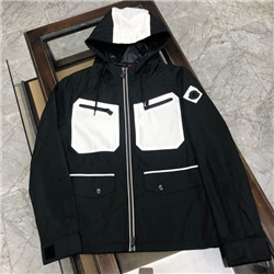 몽클레어  M-5676437