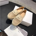 디올  D-567637