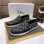 디올  D-6837837