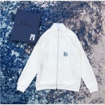 디올  D-74837382