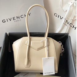 지방시 핸드백 GV210807