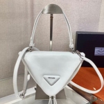 프라다  핸드백 1BA315