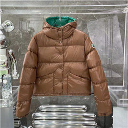 몽클레어  M-8398984