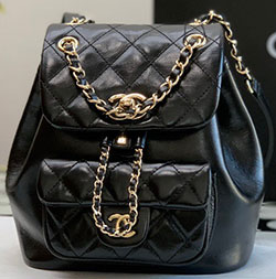 샤넬 백팩 AS111219