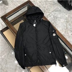 몽클레어  M-7584749