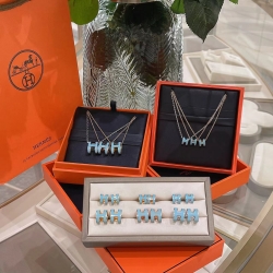 에르메스-4738378