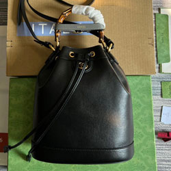 구찌 백팩 724652