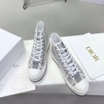 디올  D-36596