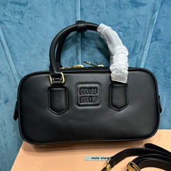 미우미우 숄더백 5BB142