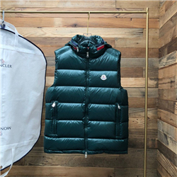 몽클레어  M-46858