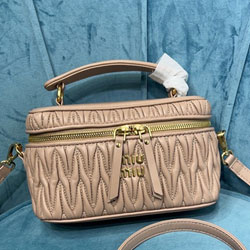 미우미우 숄더백 5BH226