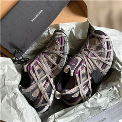 발렌시아가 B-16353