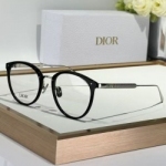 디올 D-7878